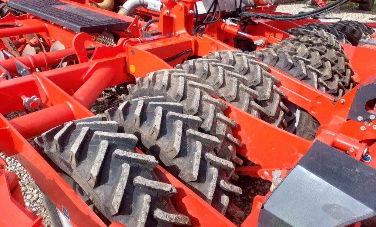 Kuhn ESPRO 4000 RC med frø-udstyr