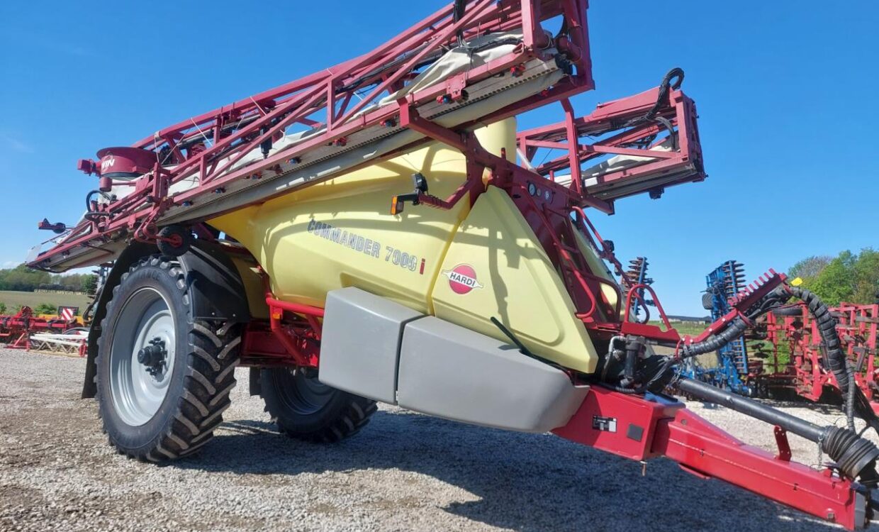 Hardi Commander 7000i - 28m Twin