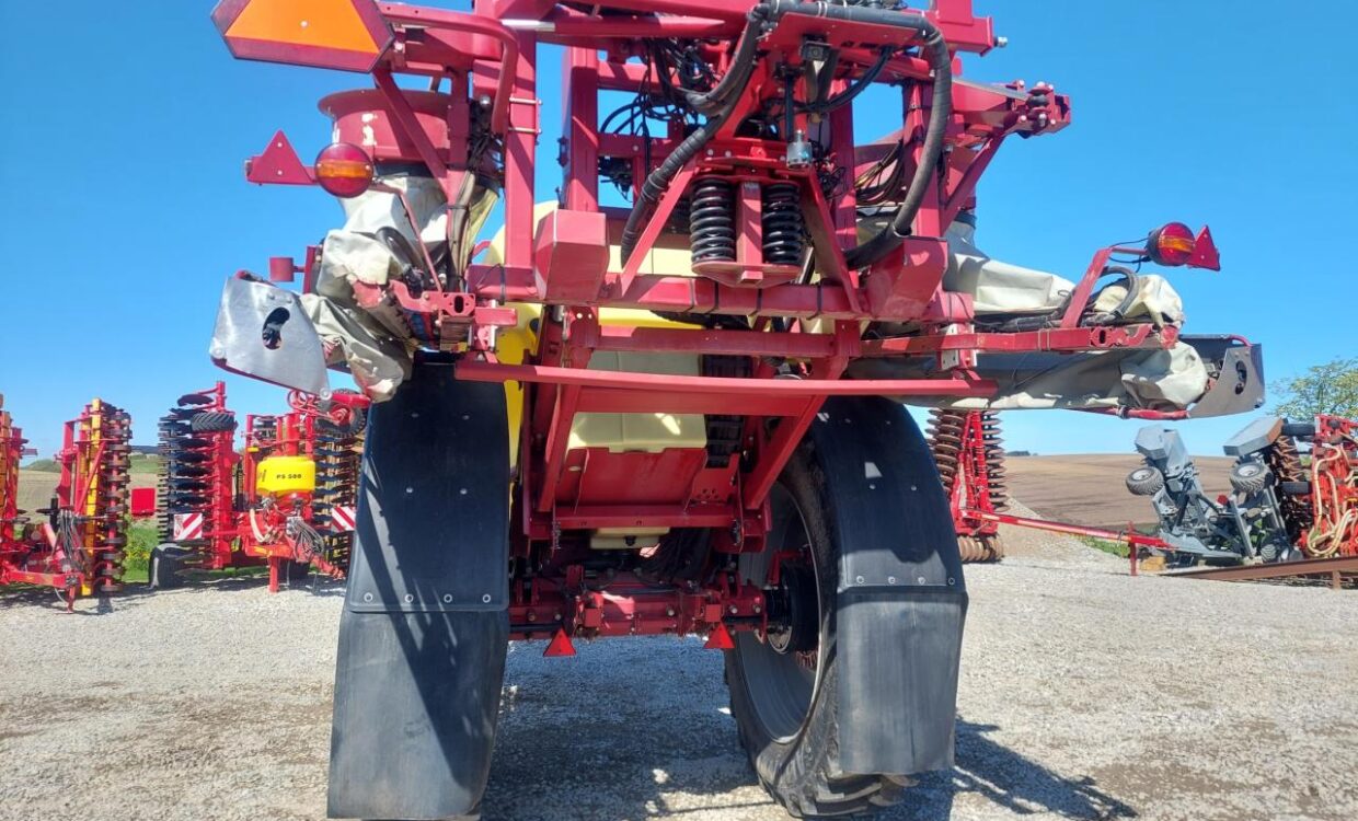 Hardi Commander 7000i - 28m Twin