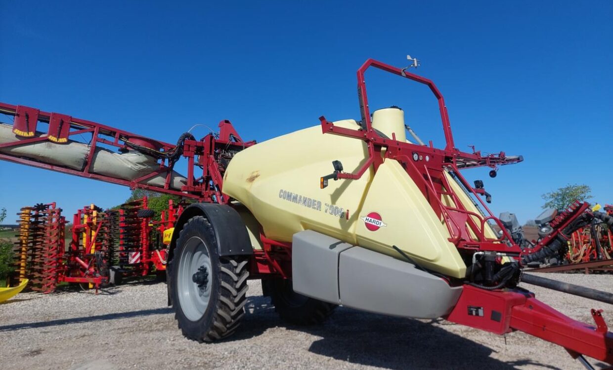 Hardi Commander 7000i - 28m Twin