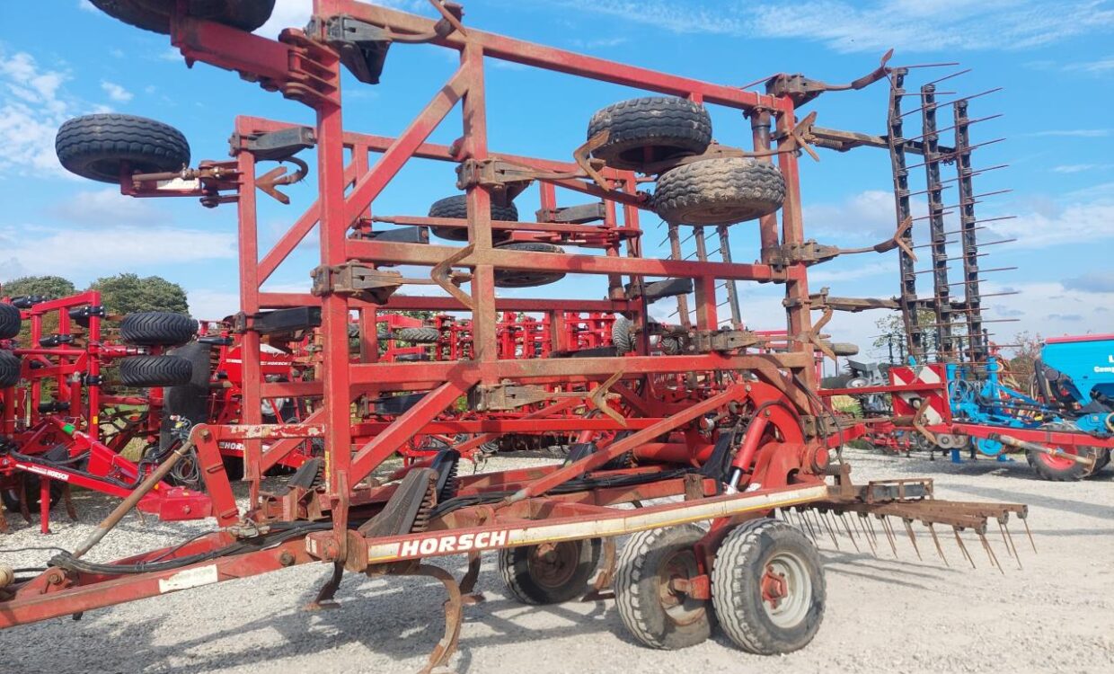 Horsch Terrano 8 FG + Optipack 8 AS