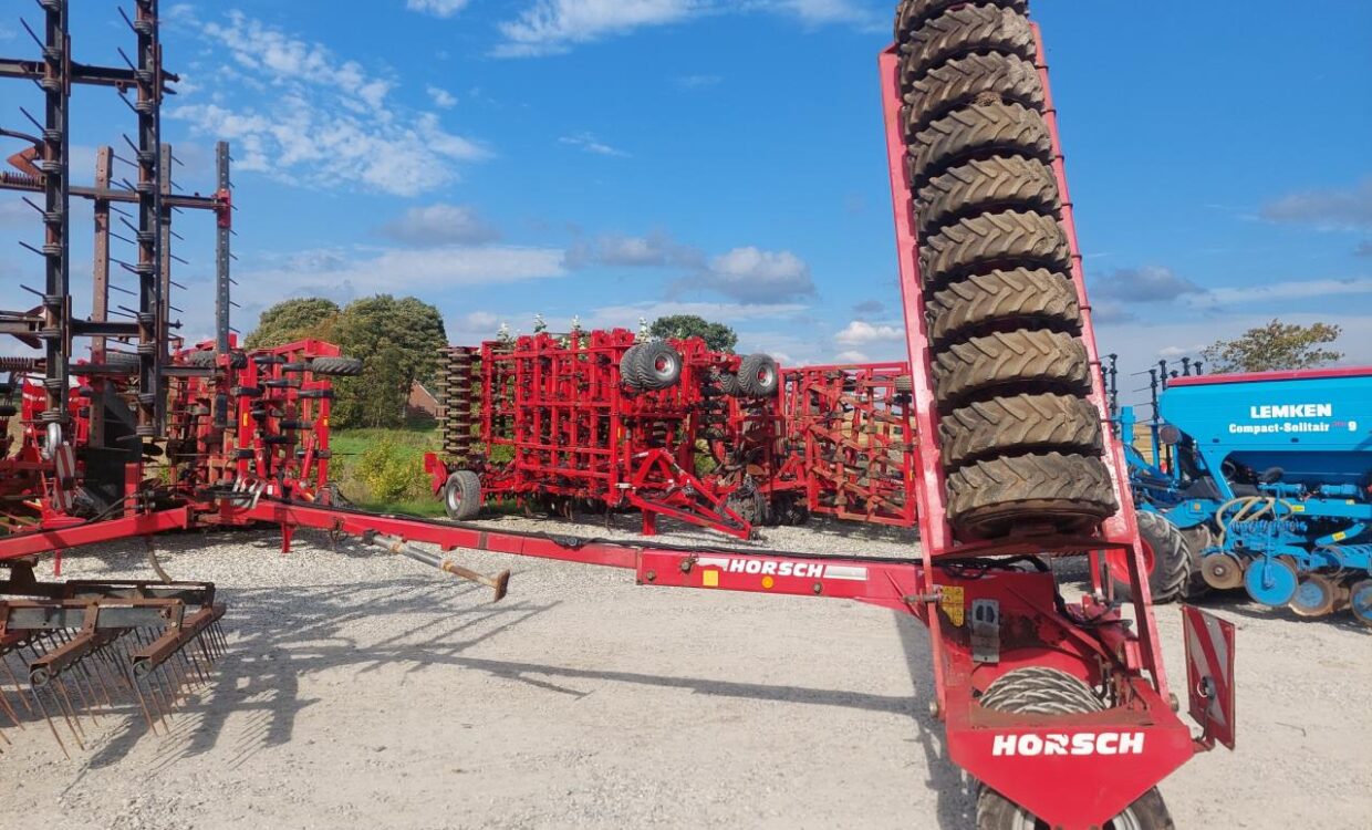 Horsch Terrano 8 FG + Optipack 8 AS