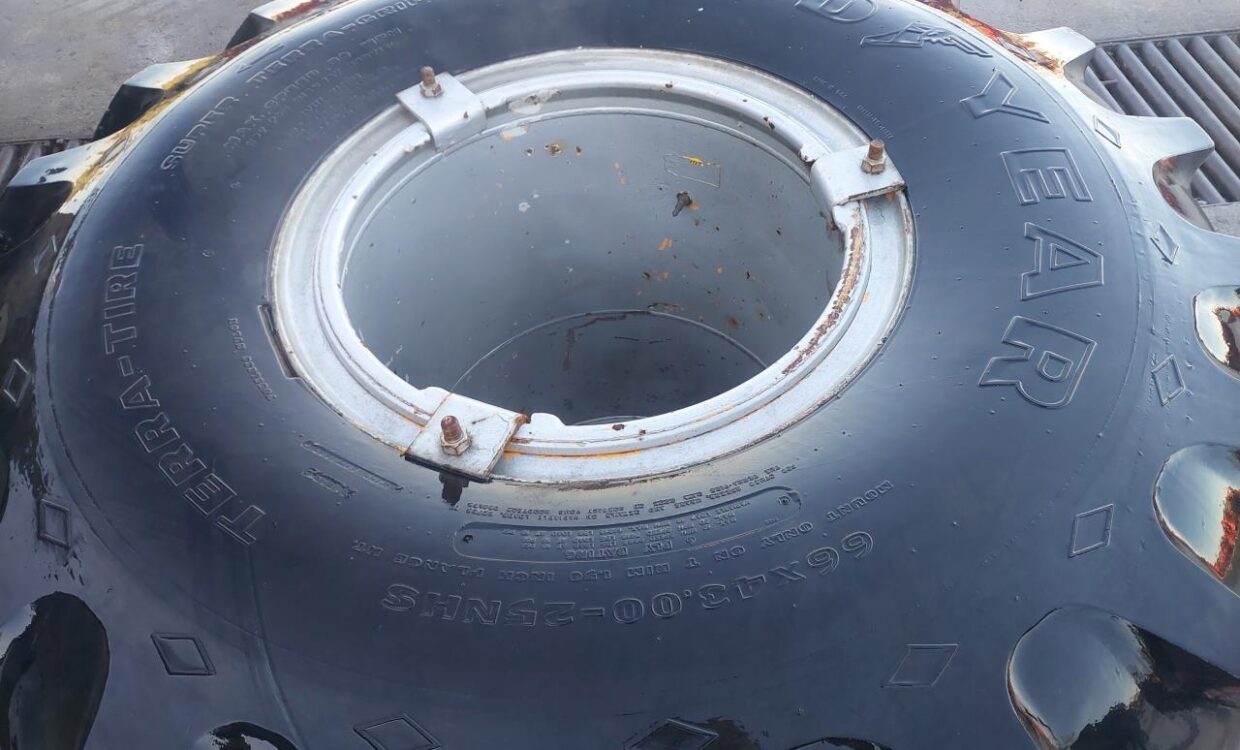 Goodyear Terra-Tire 66X43.00 25NHS