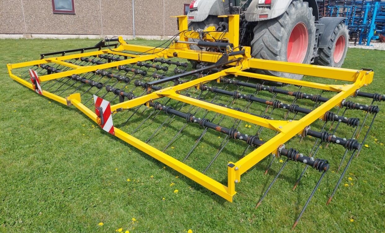 Claydon Straw Harrow 7,5m