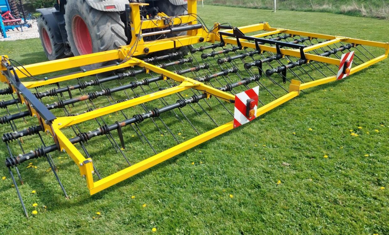 Claydon Straw Harrow 7,5m