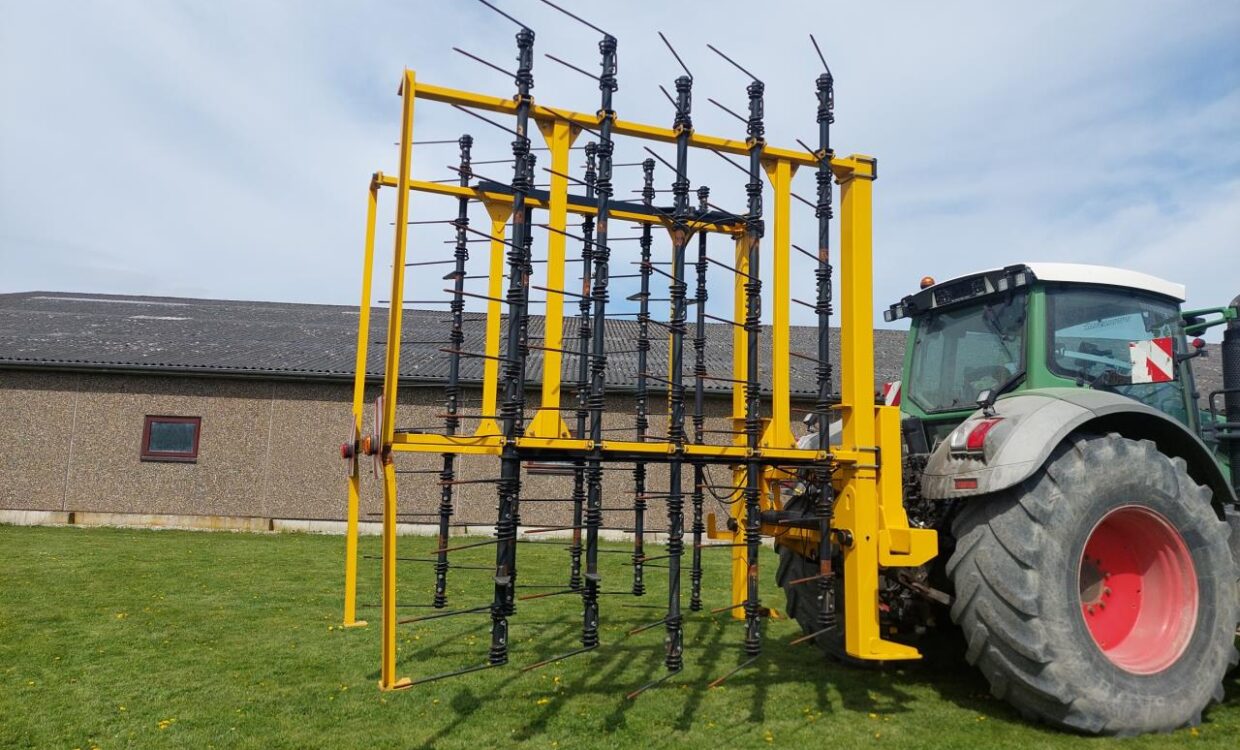 Claydon Straw Harrow 7,5m