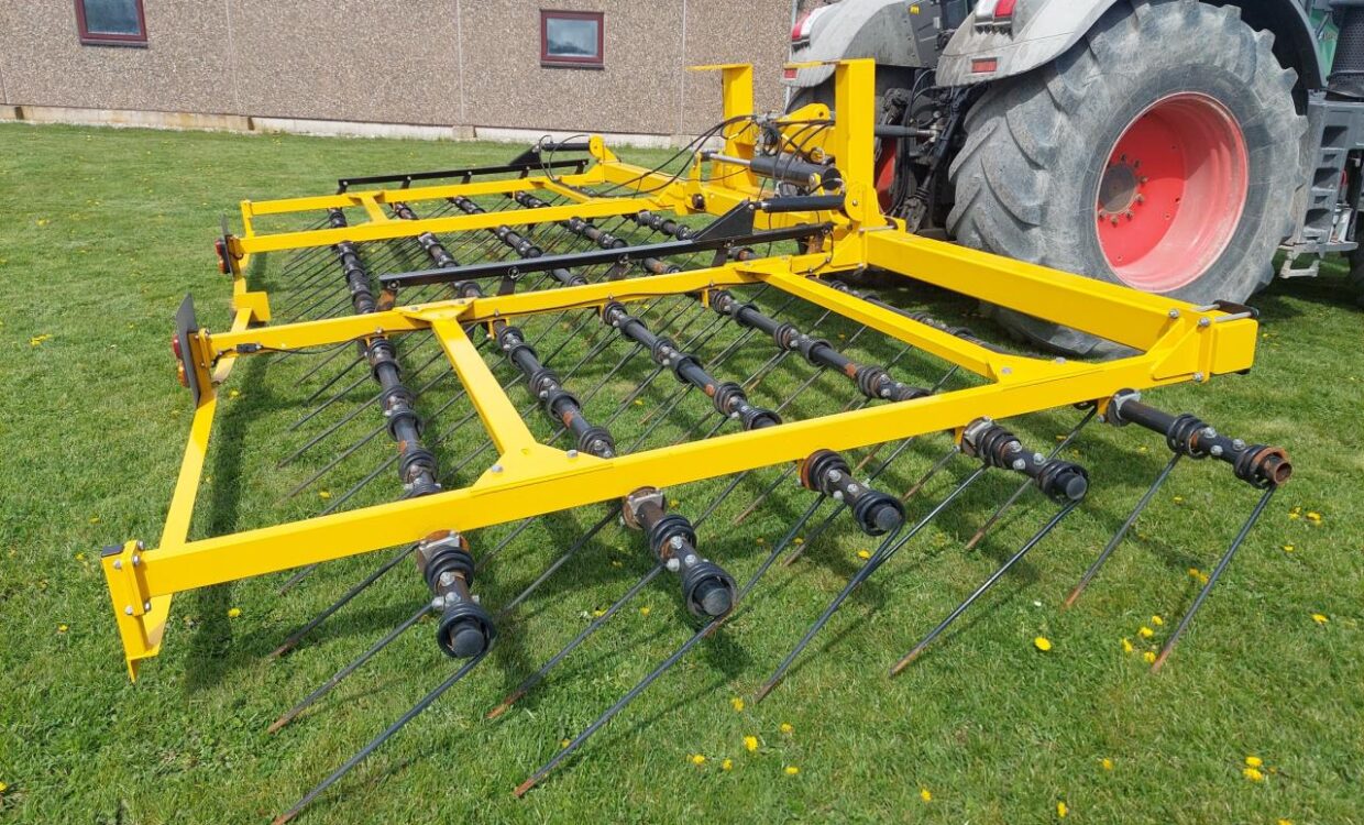 Claydon Straw Harrow 7,5m