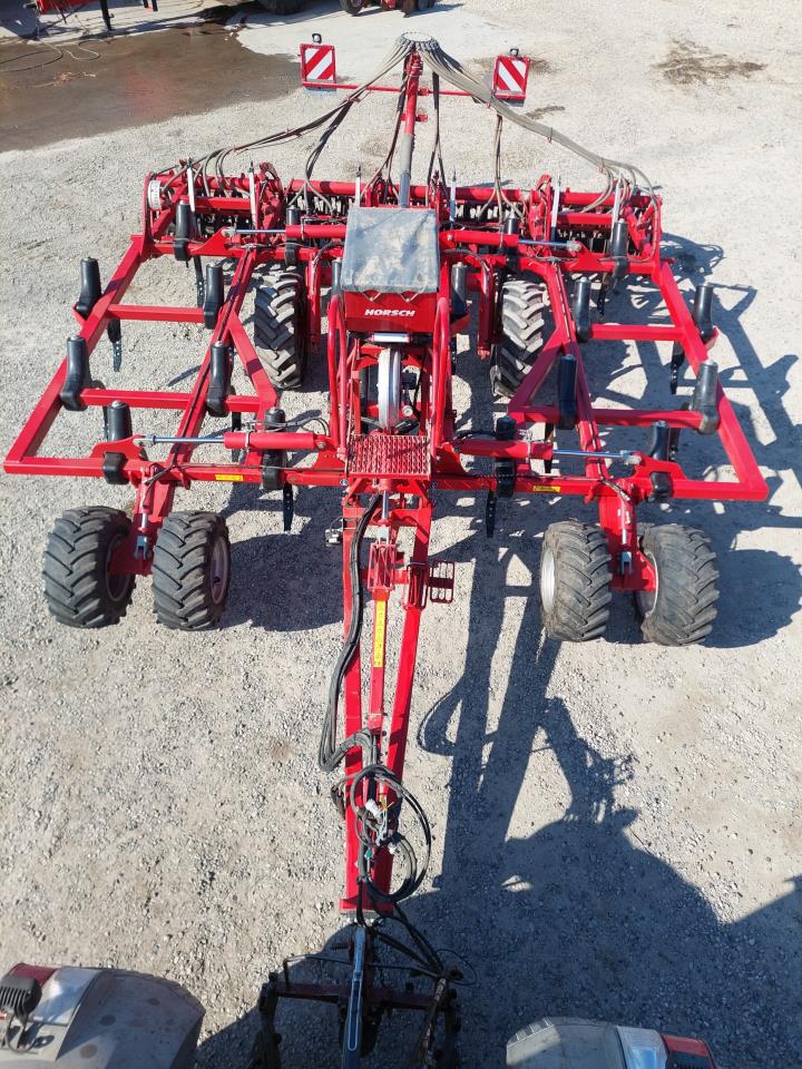 Horsch Terrano 6 FM med DuoDrill