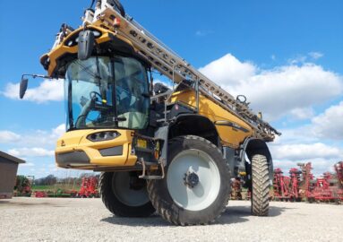 Challenger Rogator 655 B med GPS