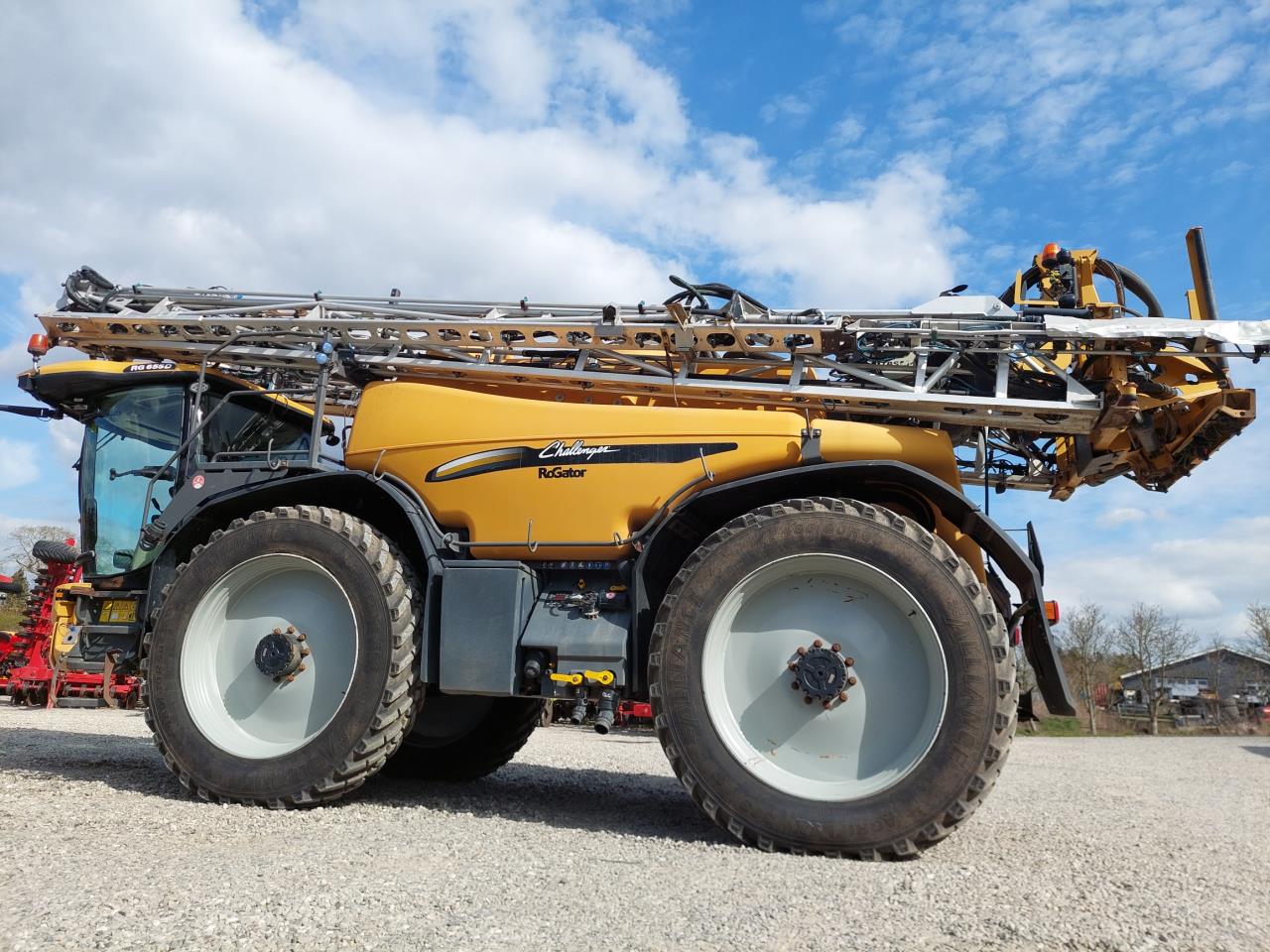 Challenger Rogator 655 B med GPS