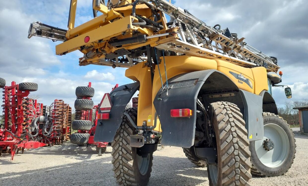 Challenger Rogator 655 B med GPS