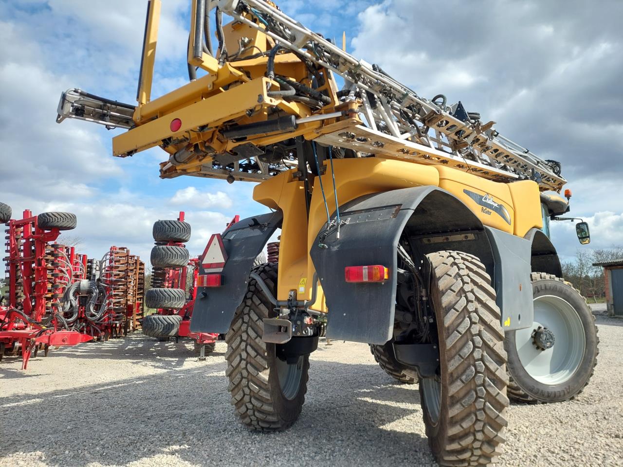 Challenger Rogator 655 B med GPS