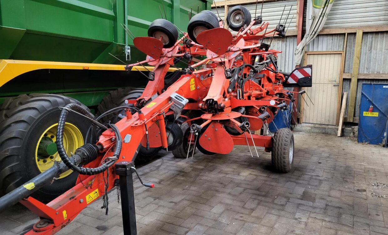 Kuhn 13M SPREDER