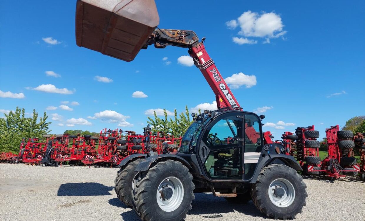 Case IH Farmlift 742