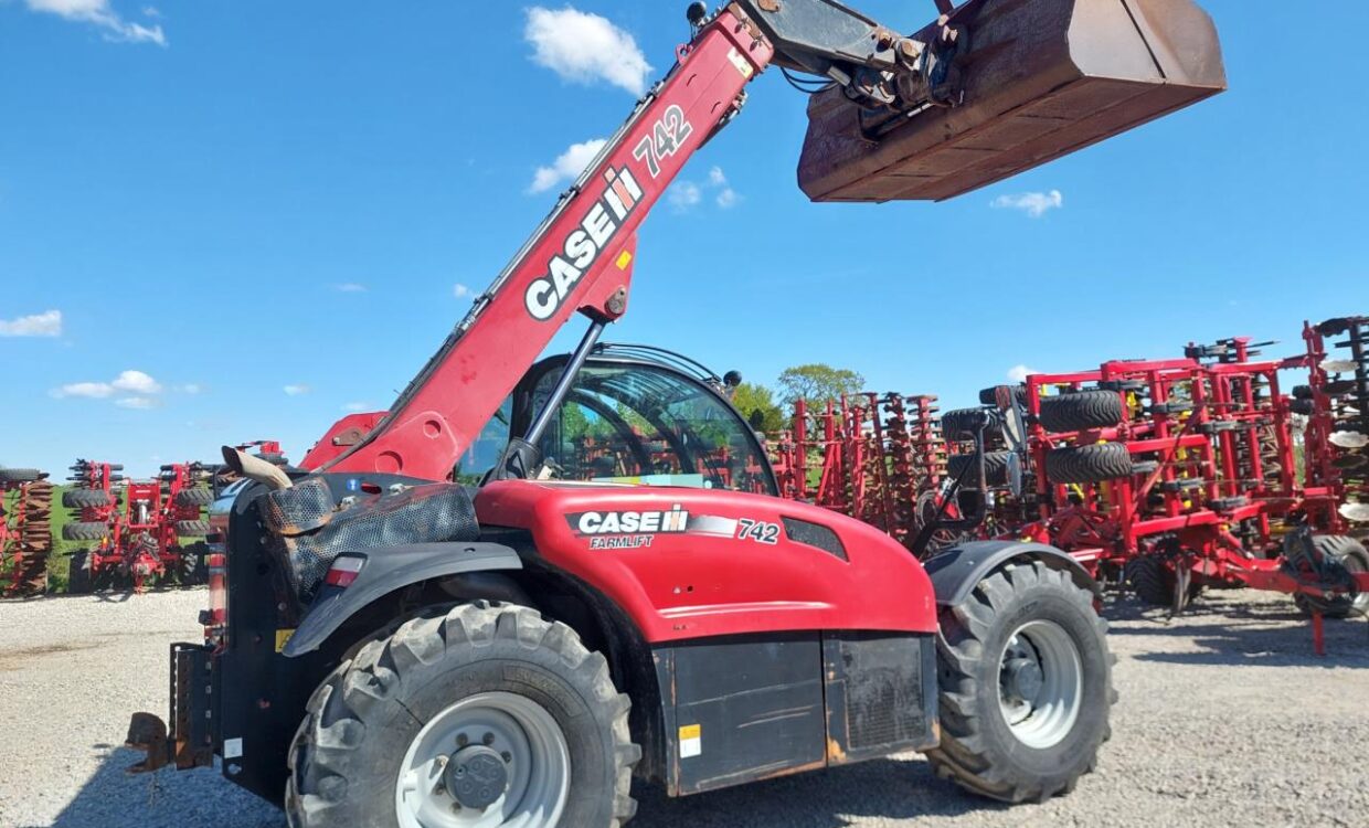 Case IH Farmlift 742