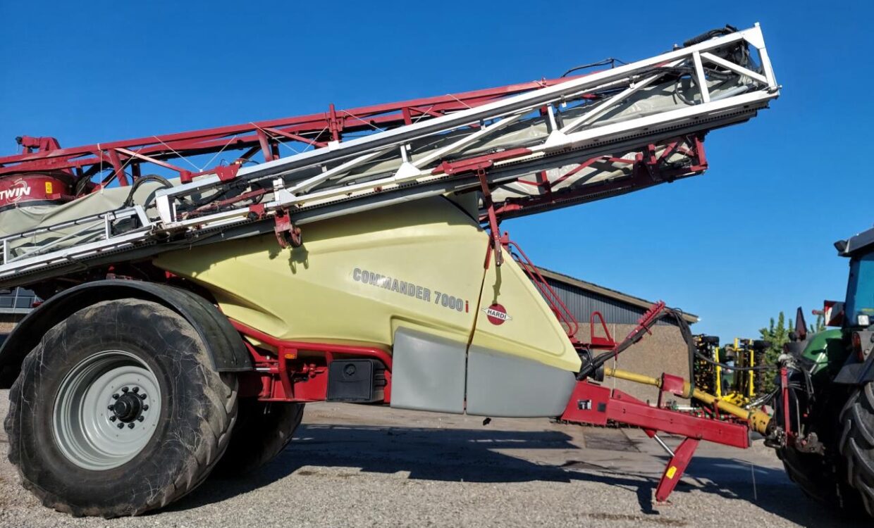 Hardi Commander 7000i - 36 m Twin