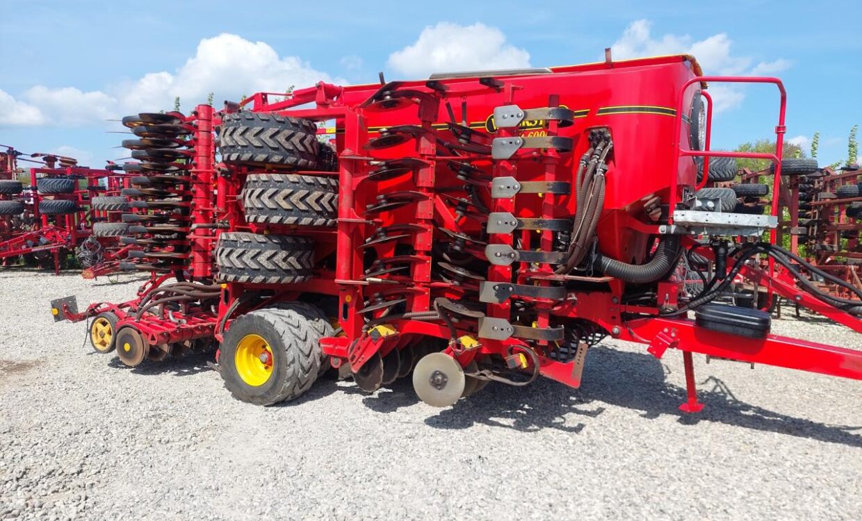 Väderstad Spirit 600 C med Biodrill 360