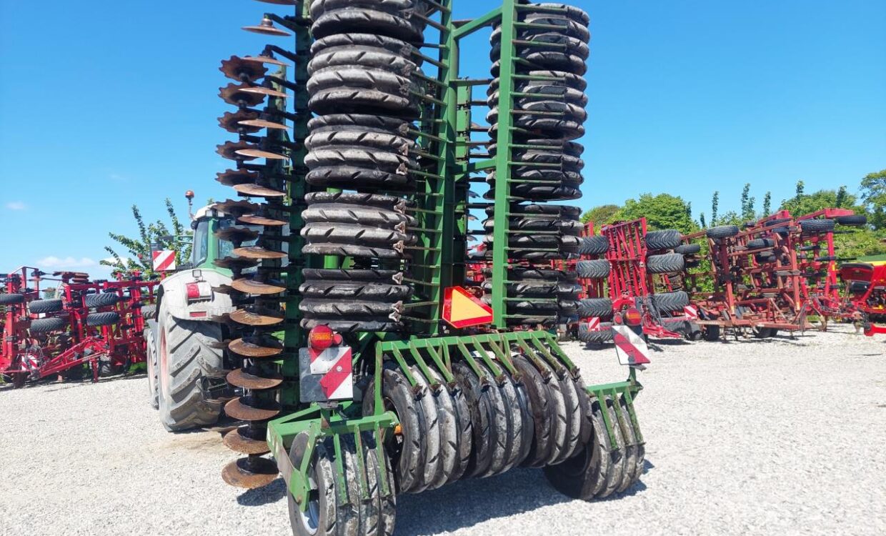 Amazone Catros 7500