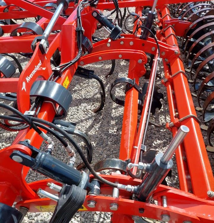 Kverneland Turbo 5000F
