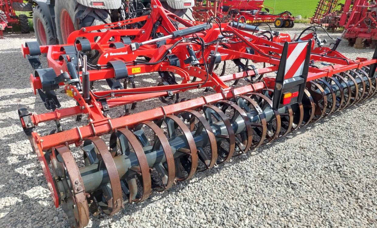 Kverneland Turbo 5000F