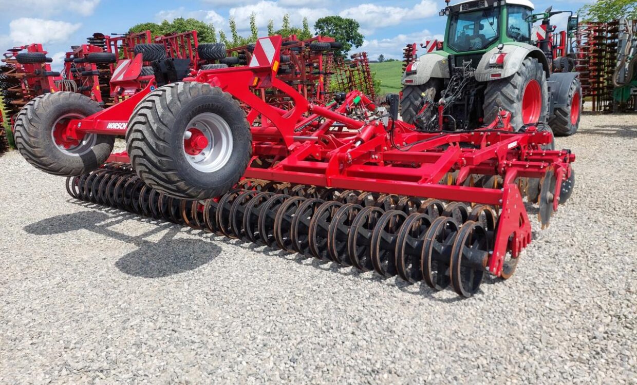 Horsch Joker 6 RT med slæbeplanke