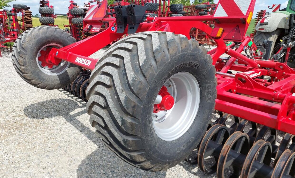 Horsch Joker 6 RT med slæbeplanke