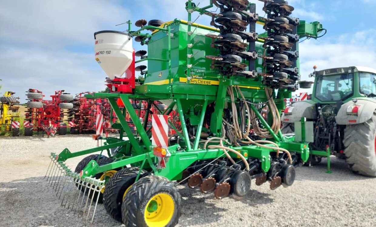 John Deere 750 A