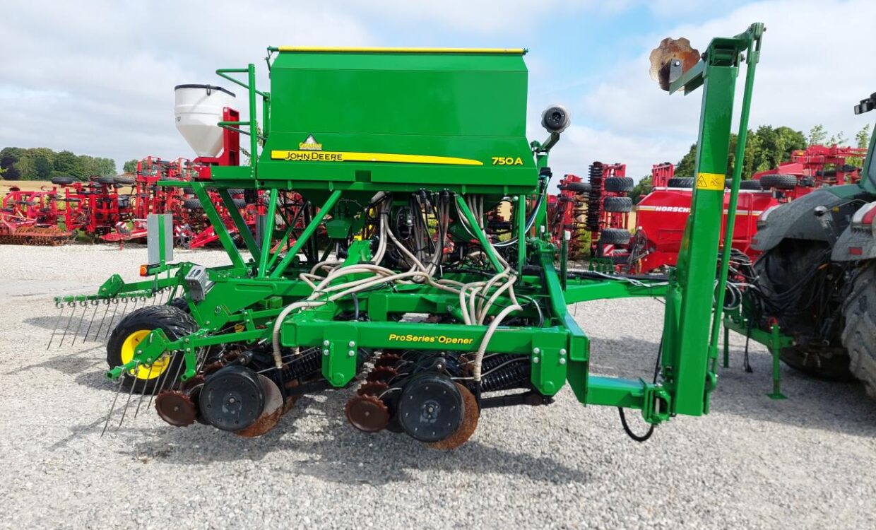 John Deere 750 A