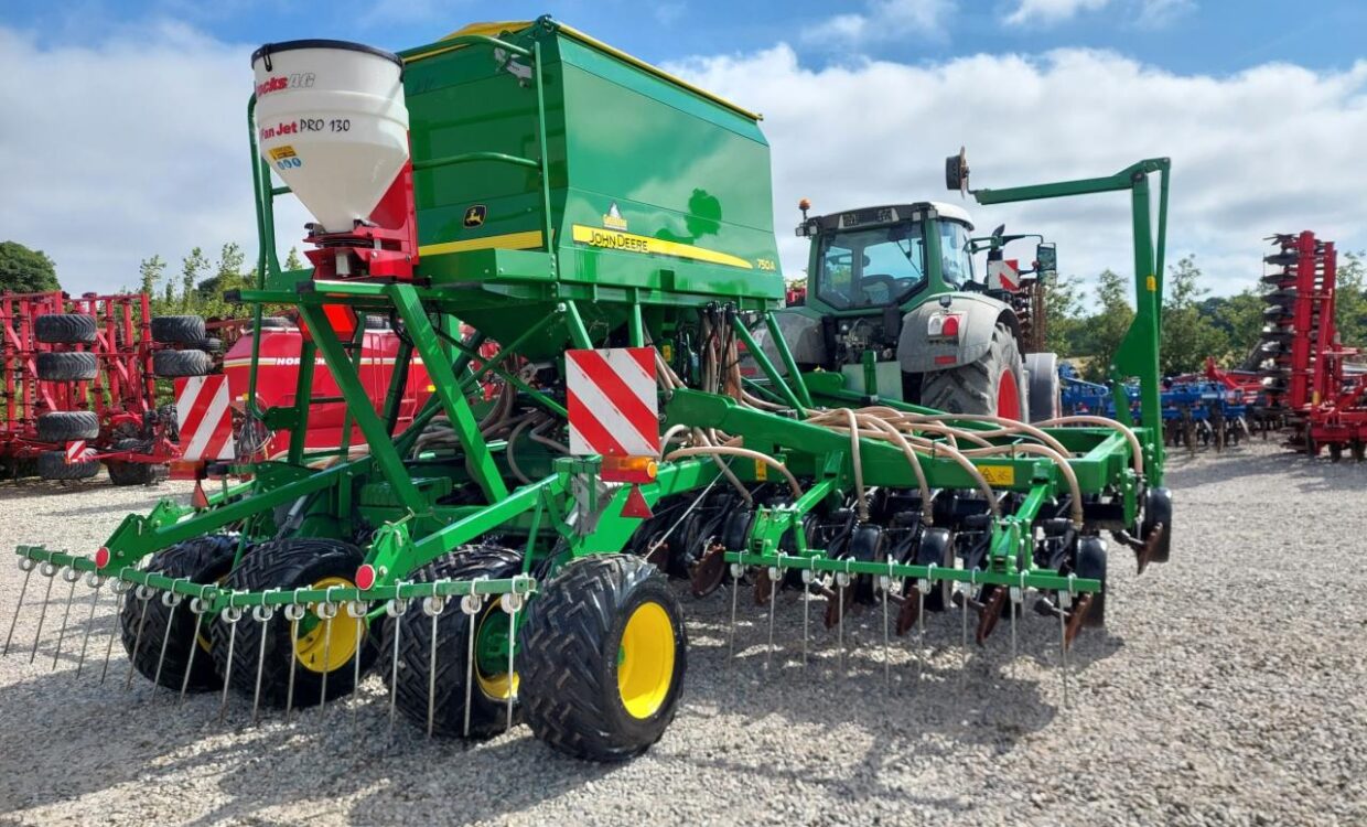 John Deere 750 A