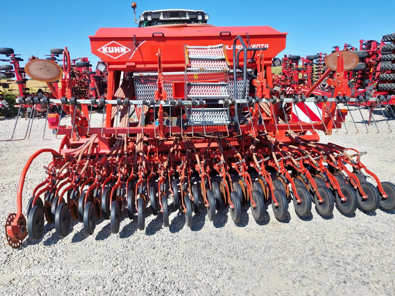Kuhn NC 4000 / HR 4004