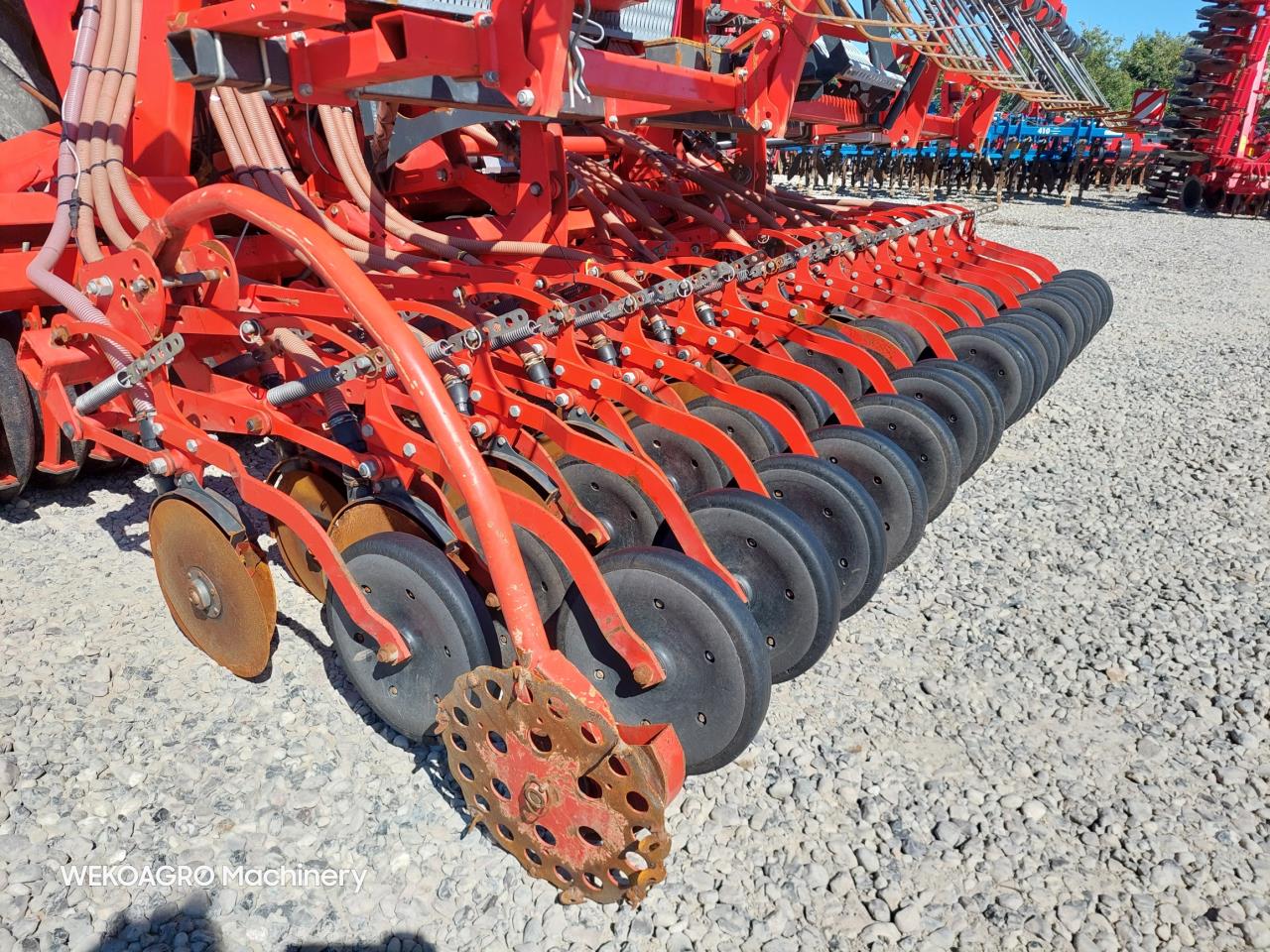 Kuhn NC 4000 / HR 4004