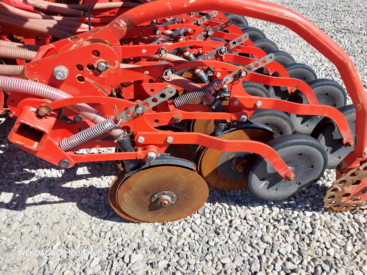 Kuhn NC 4000 / HR 4004