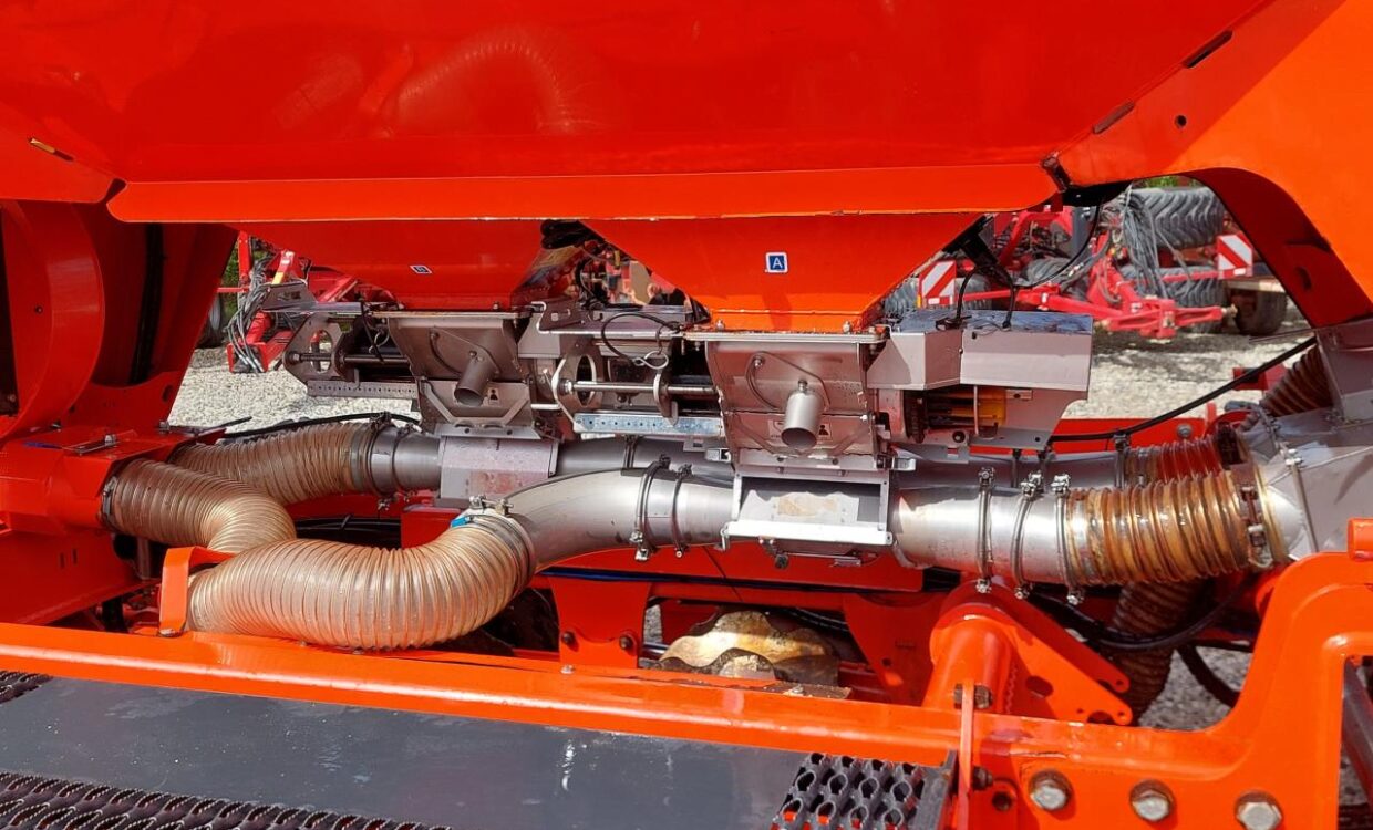 Kuhn ESPRO 4000 RC med frø-udstyr