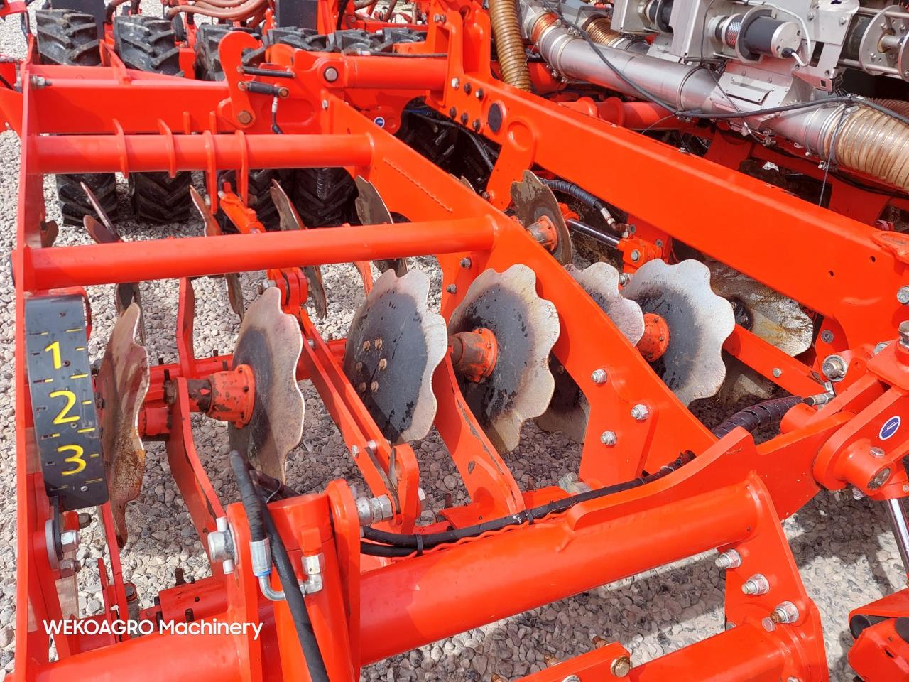 Kuhn ESPRO 4000 RC med frø-udstyr