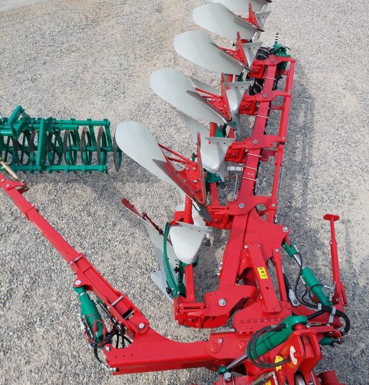 Kverneland 3300 S Variomat 5F m. Packomat