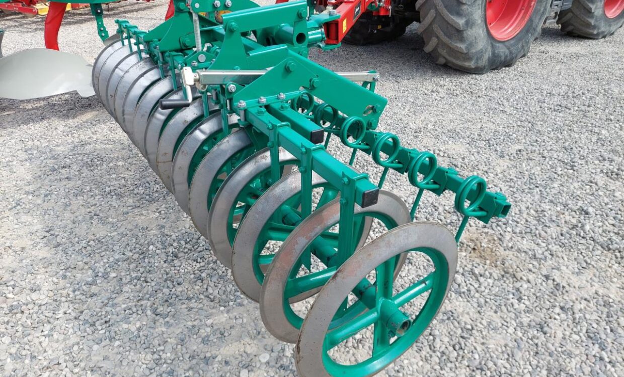 Kverneland 3300 S Variomat 5F m. Packomat