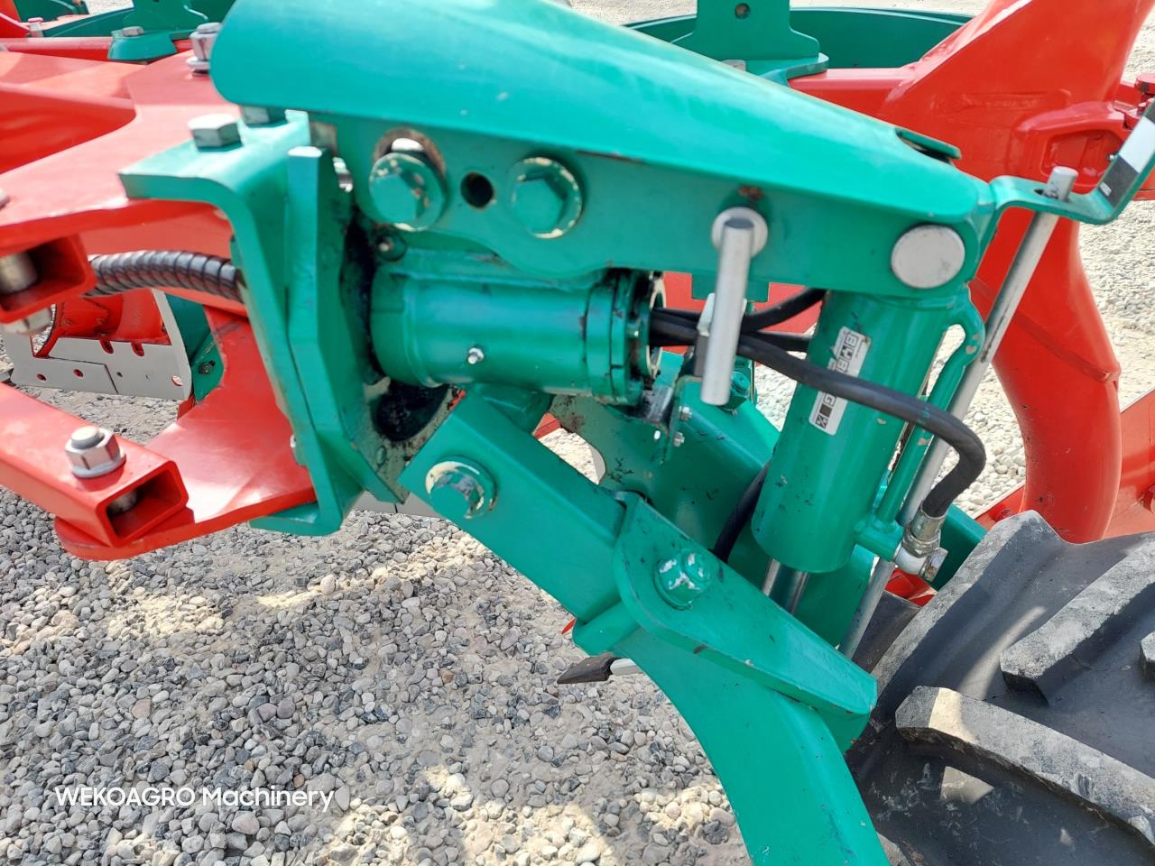 Kverneland 3300 S Variomat 5F m. Packomat