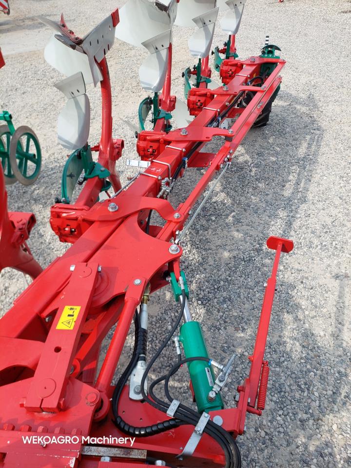 Kverneland 3300 S Variomat 5F m. Packomat