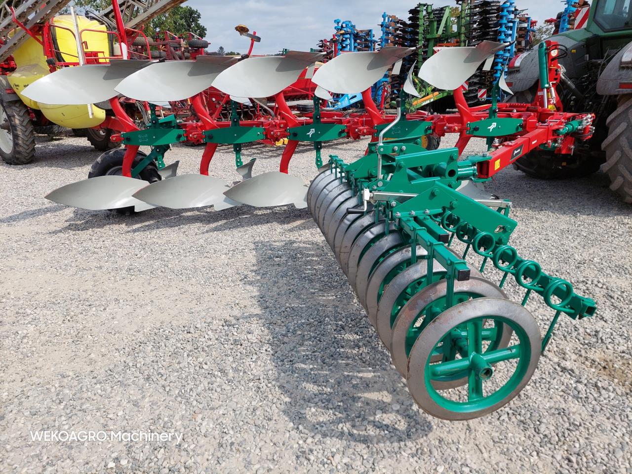 Kverneland 3300 S Variomat 5F m. Packomat