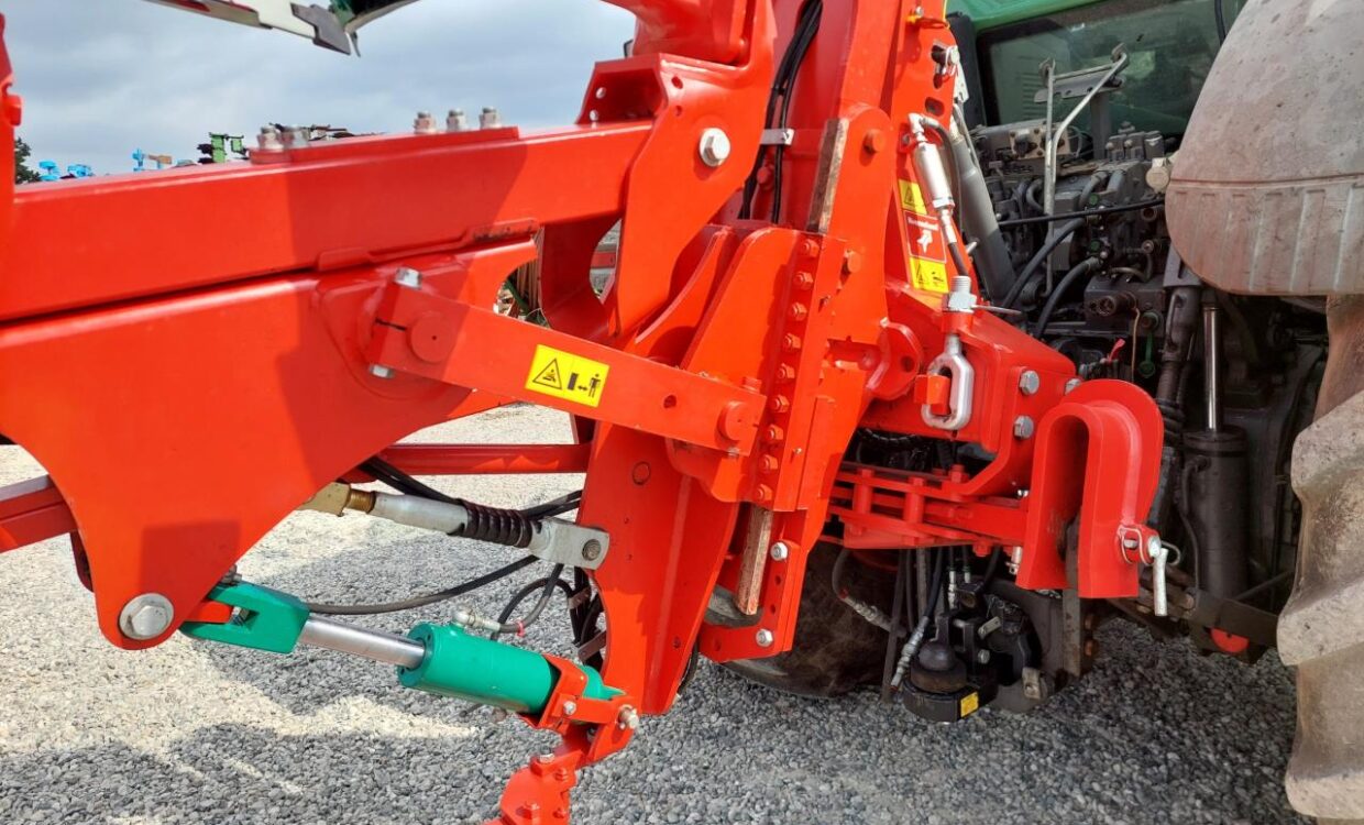 Kverneland 3300 S Variomat 5F m. Packomat