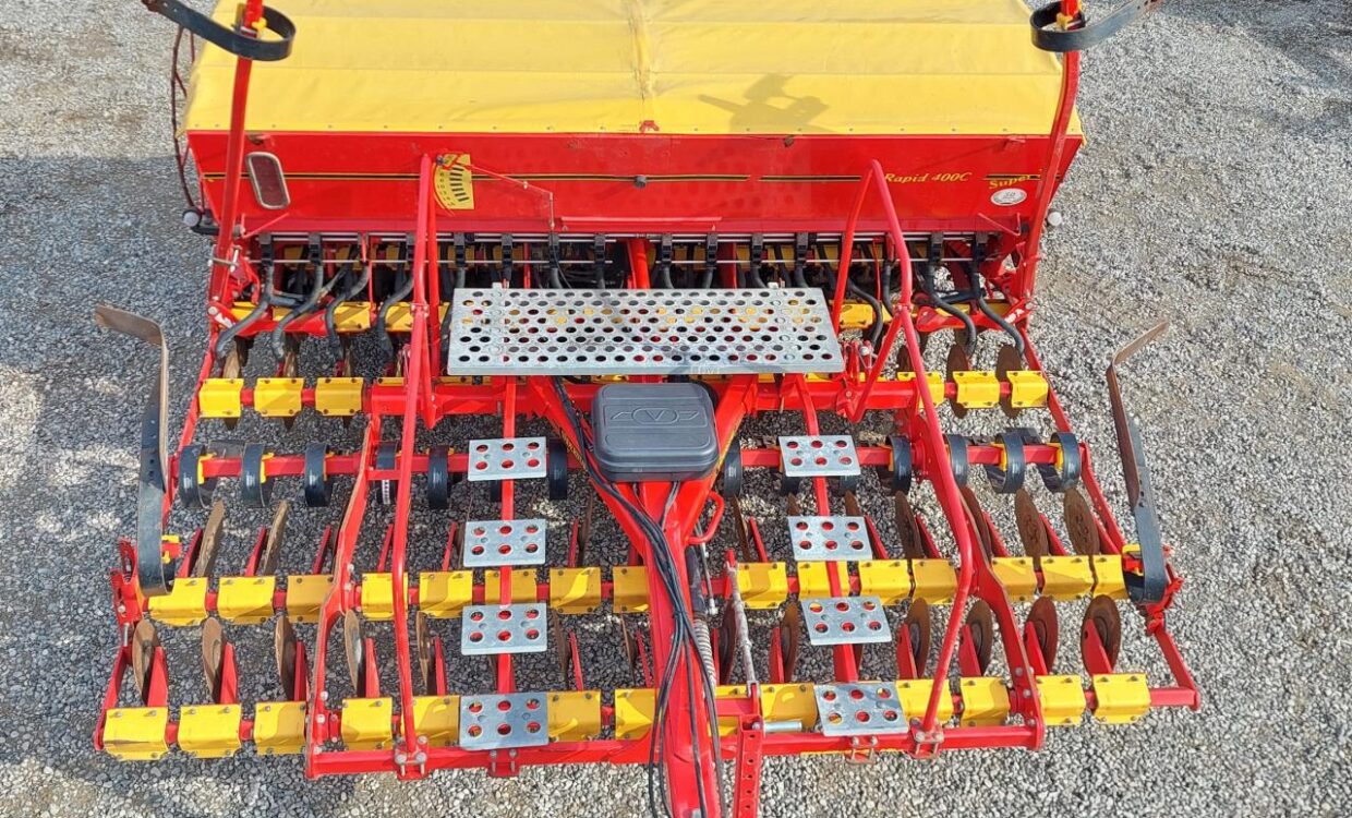 Väderstad Rapid 400C Super XL with Biodrill