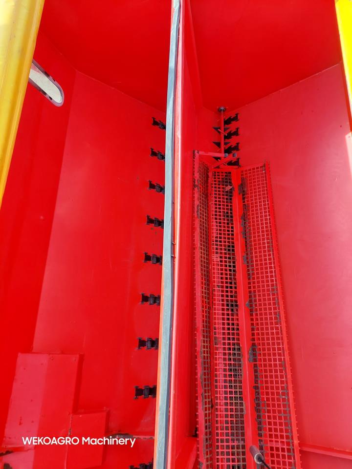 Väderstad Rapid 400C Super XL with Biodrill