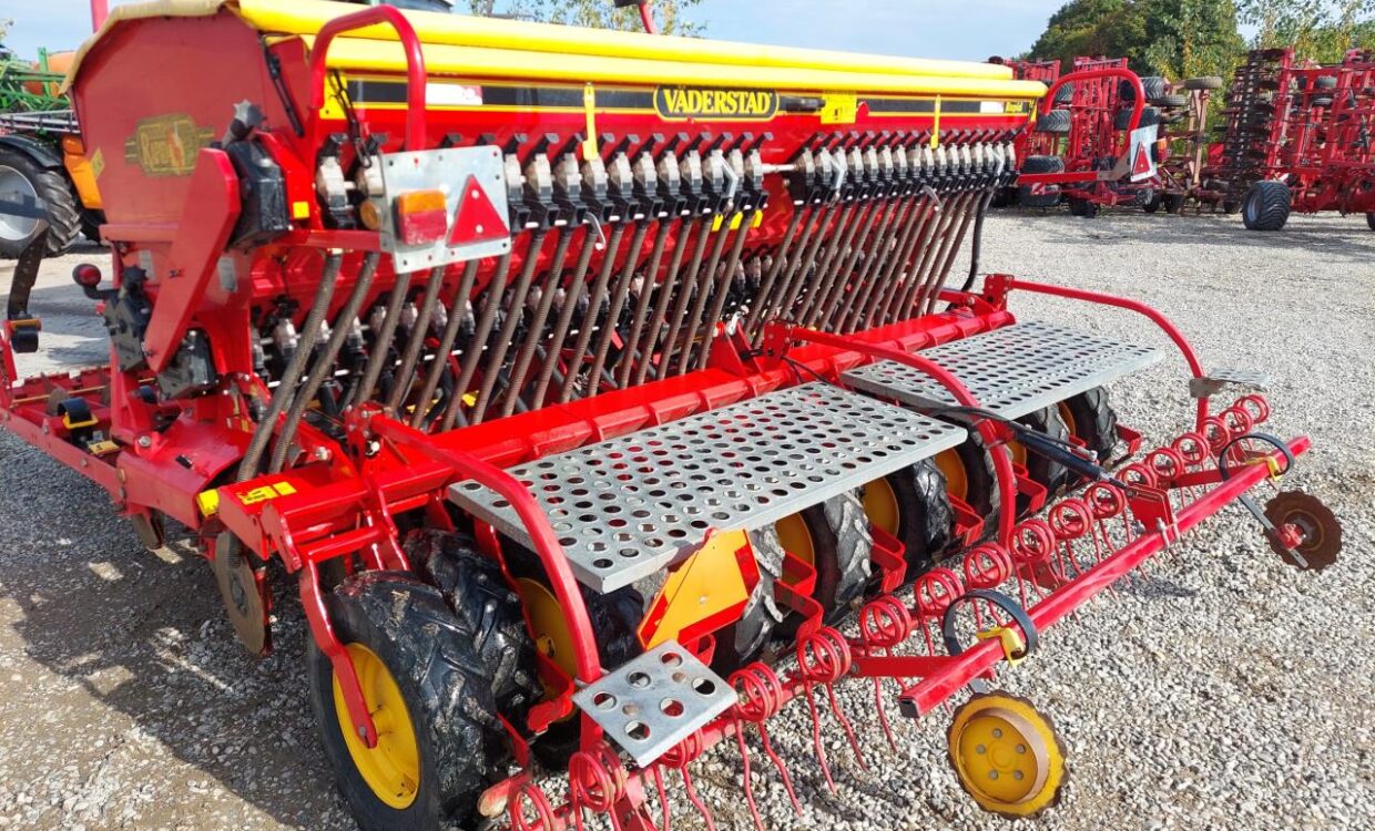 Väderstad Rapid 400C Super XL with Biodrill