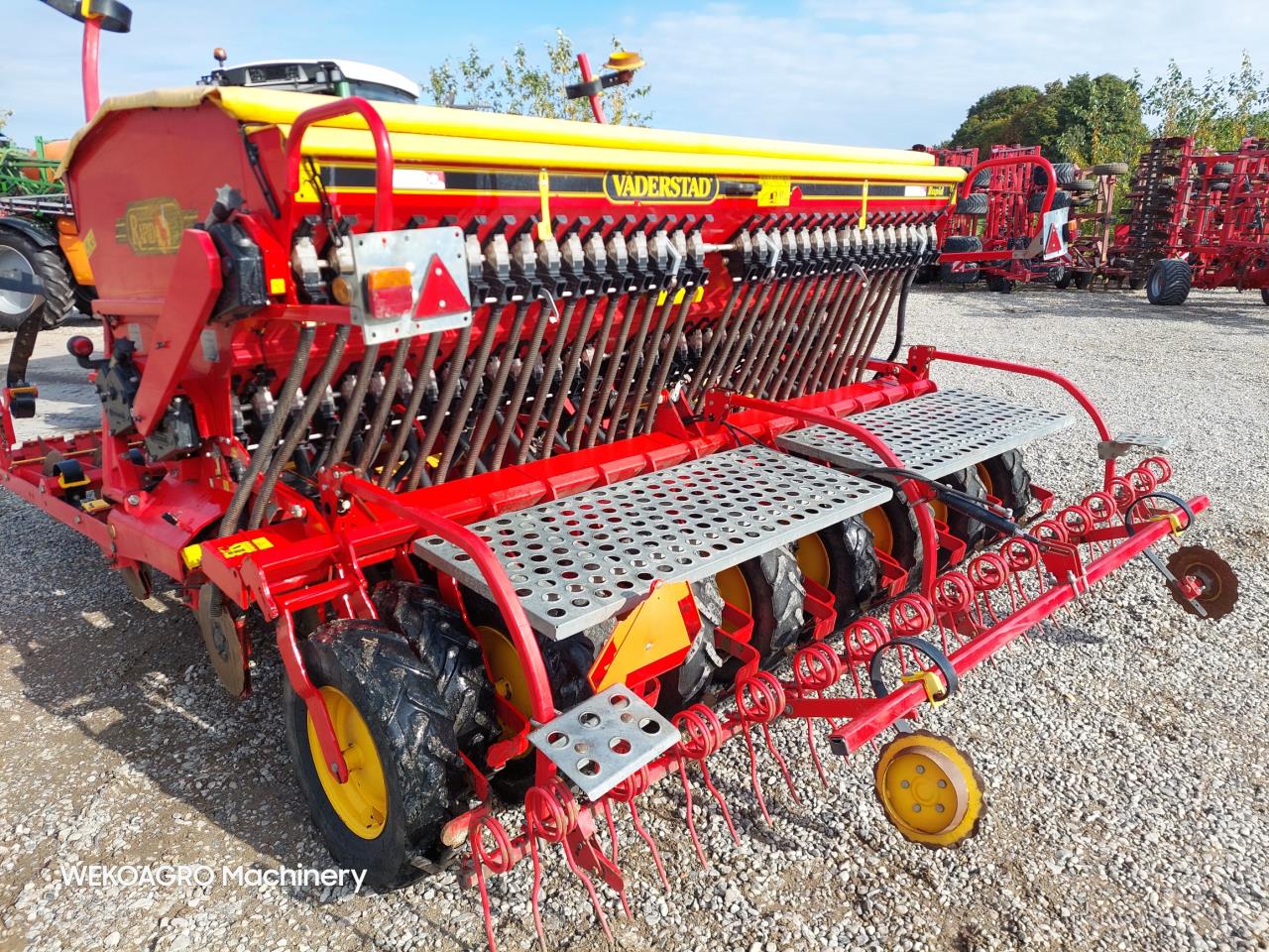 Väderstad Rapid 400C Super XL with Biodrill