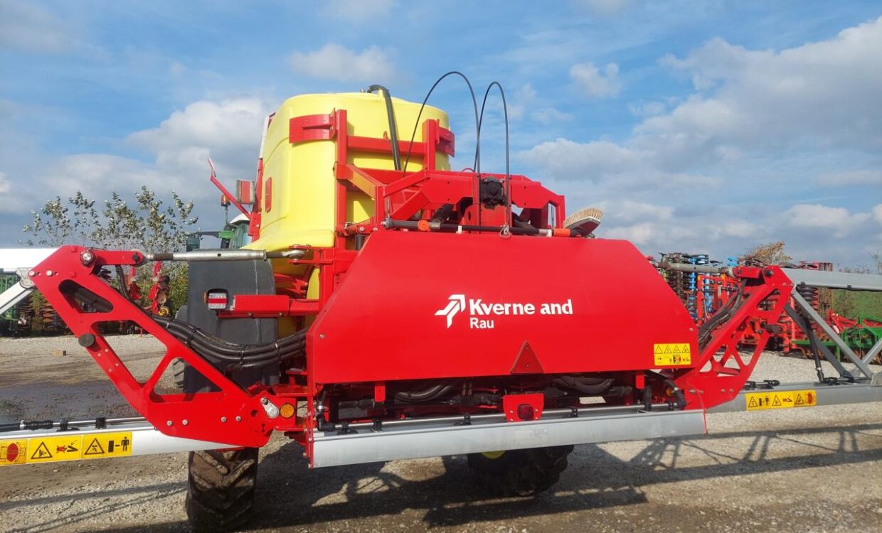 Kverneland Ixtrack C60 - 28m Alubom