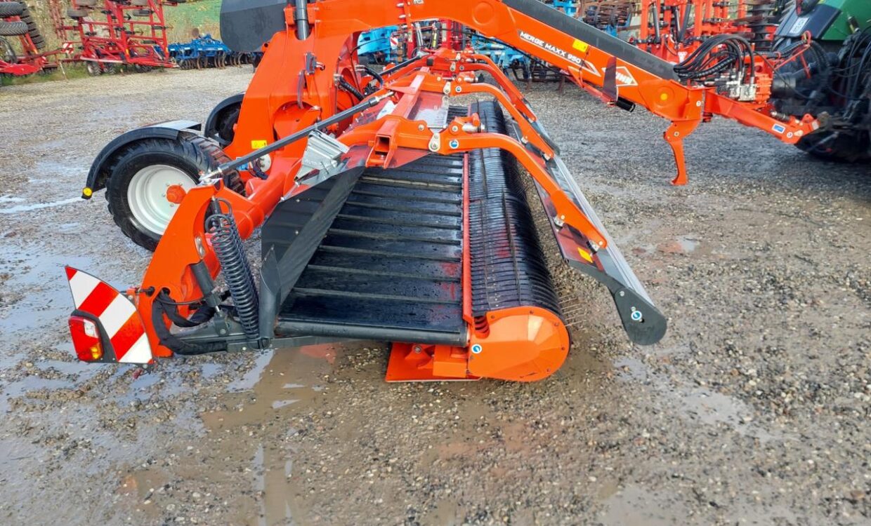Kuhn Merge Maxx 950