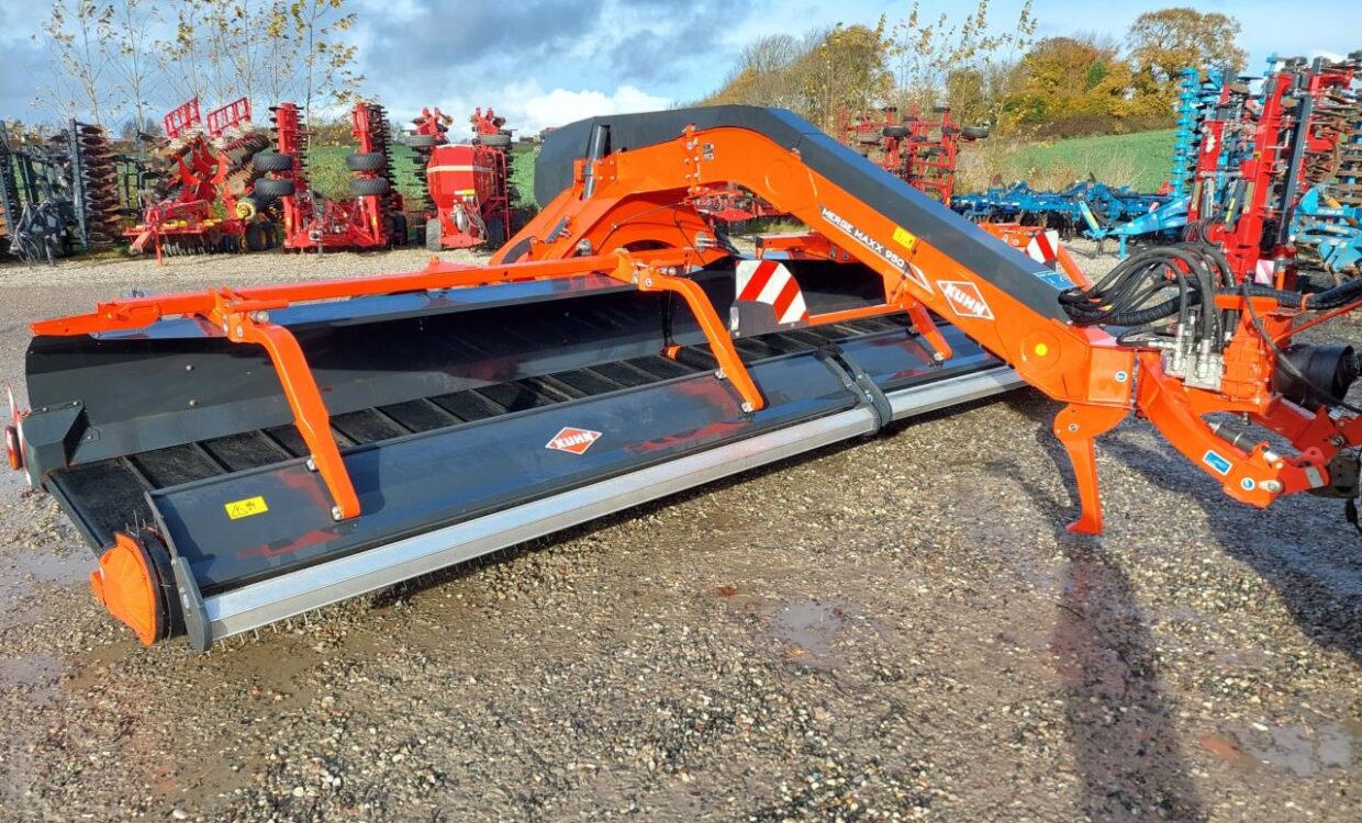 Kuhn Merge Maxx 950