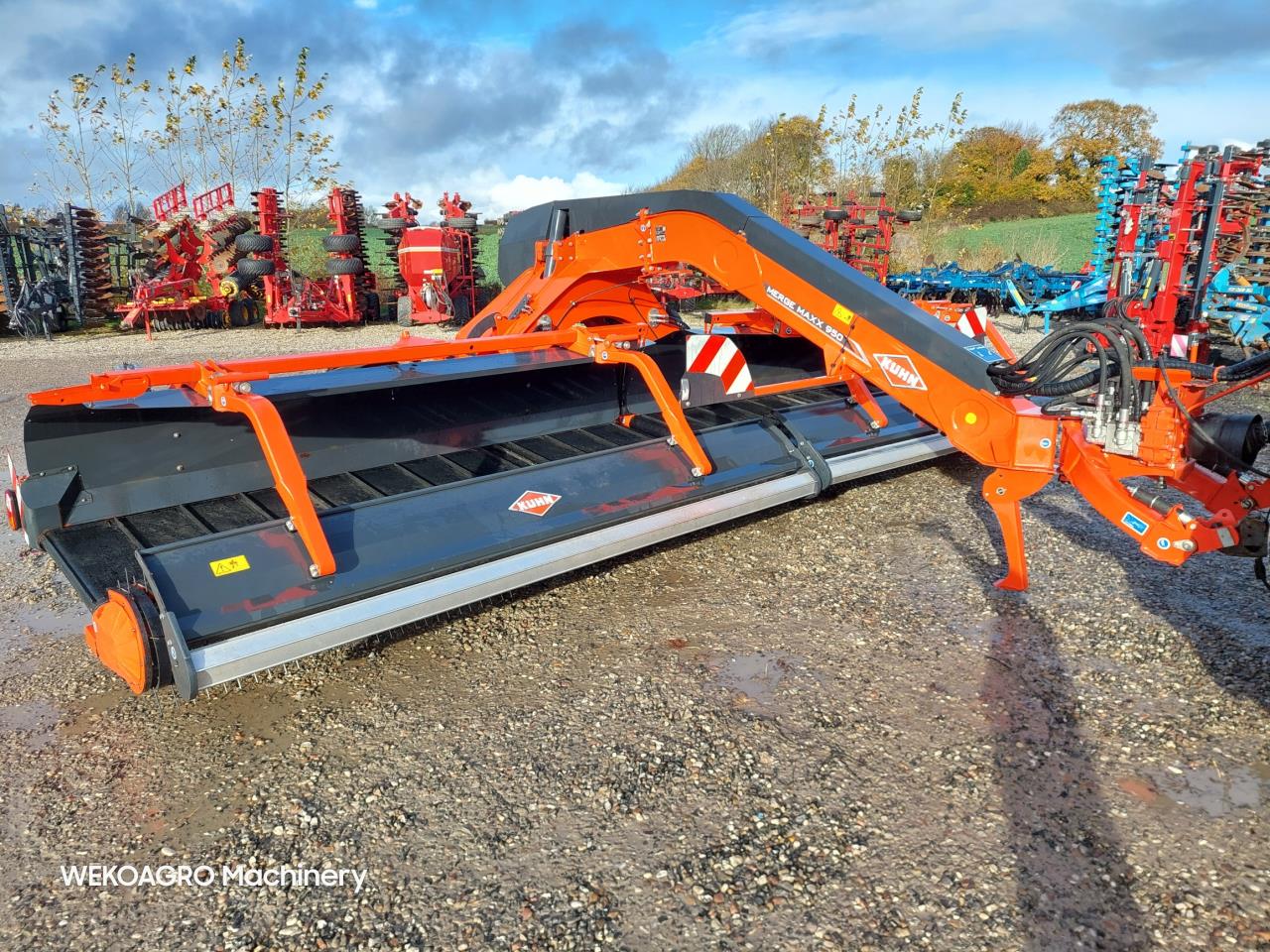 Kuhn Merge Maxx 950