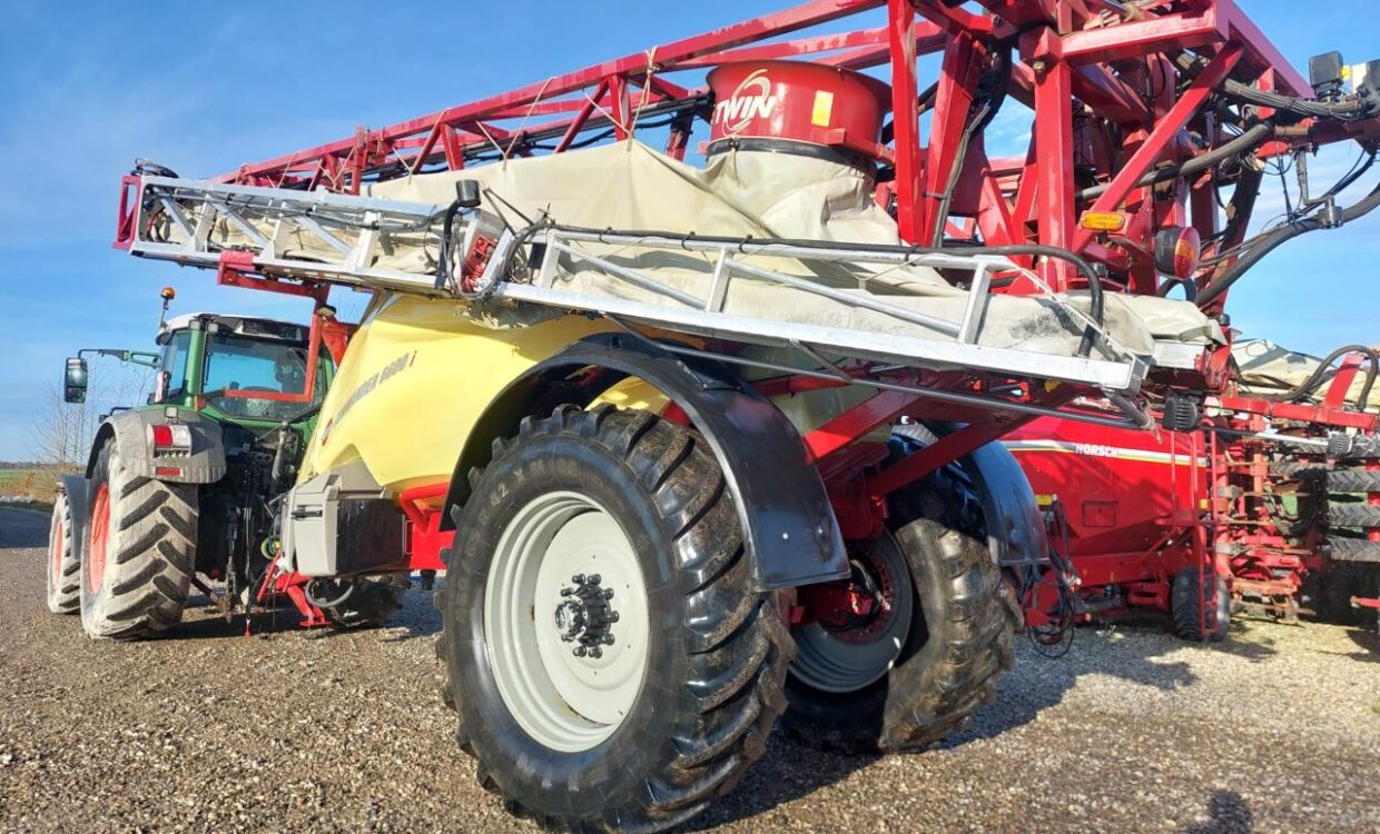 Hardi Commander 6600i - 36m Twin