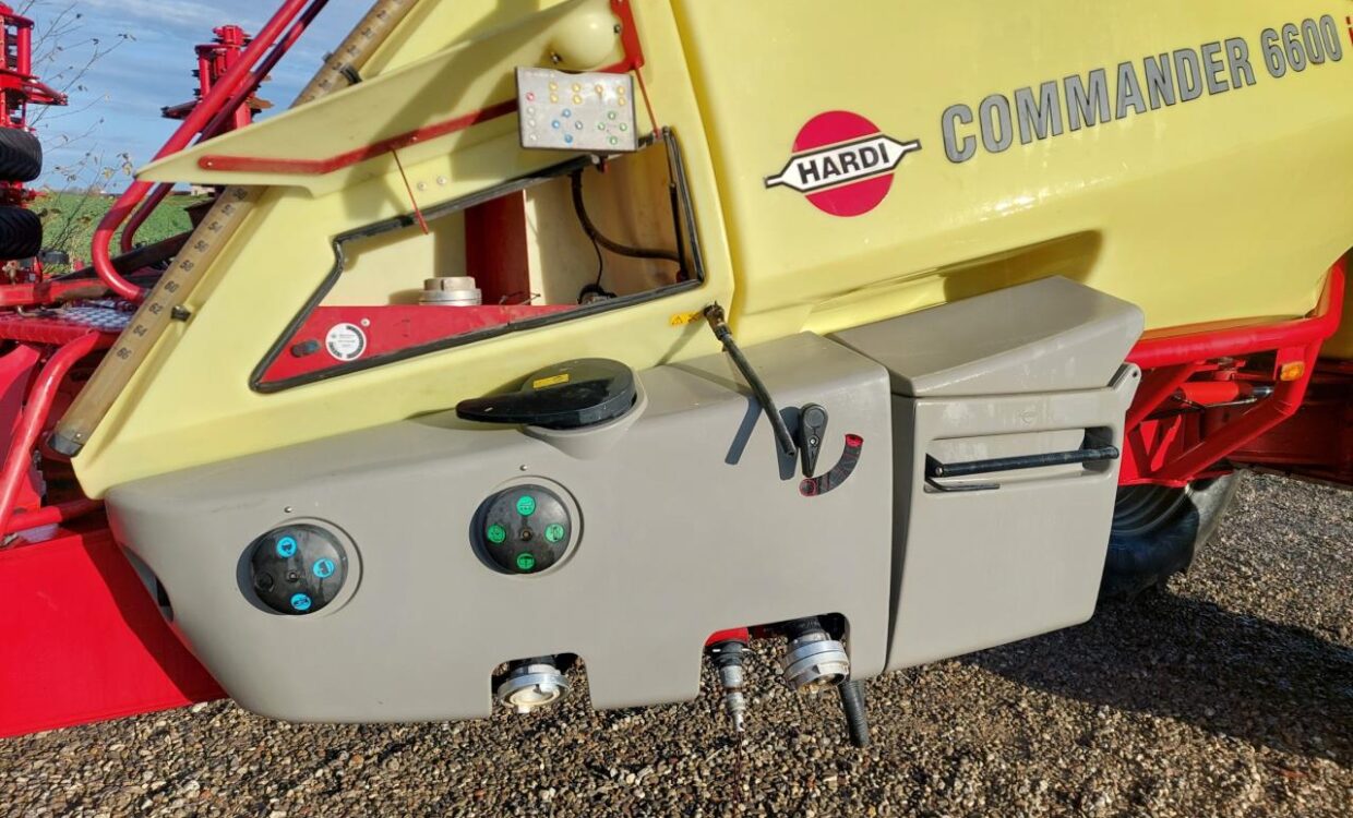 Hardi Commander 6600i - 36m Twin